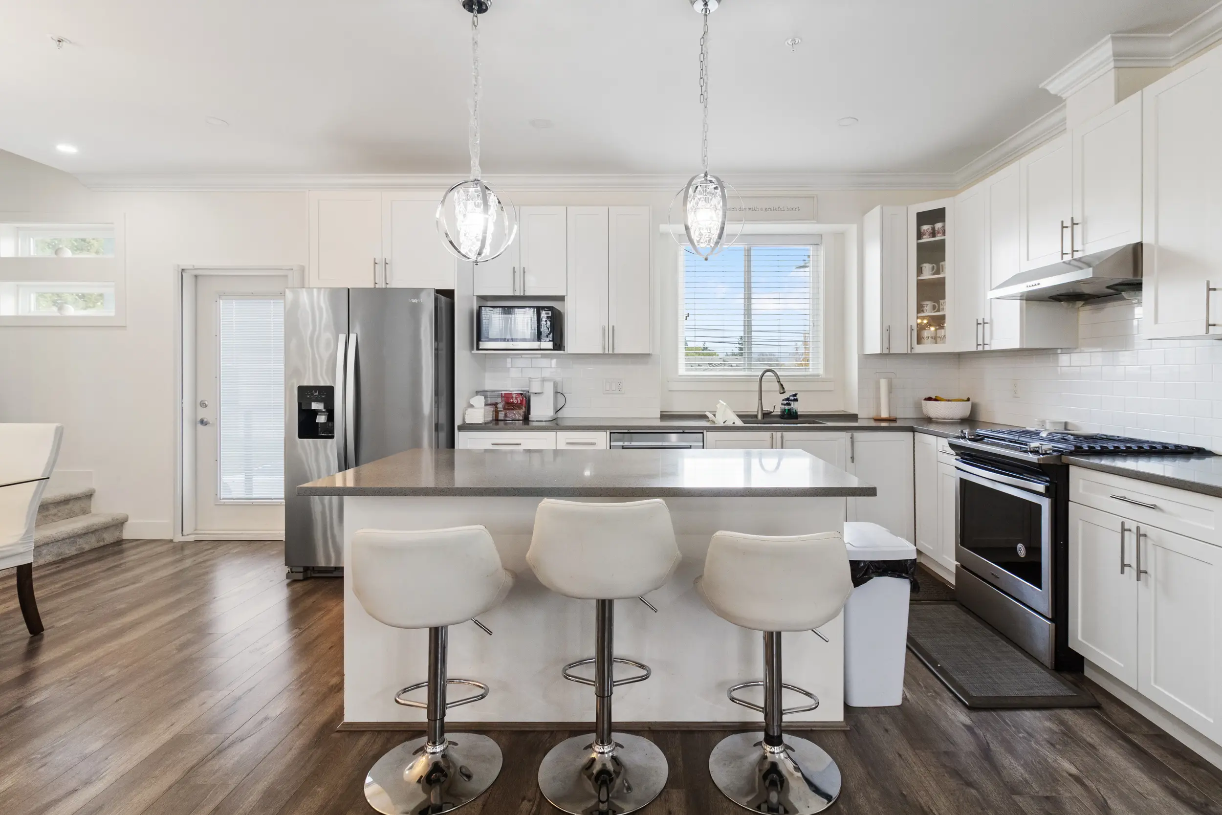 1 46387 MARGARET AVENUE (13) Modern kitchen at 1 46387 Margaret Avenue with granite counters