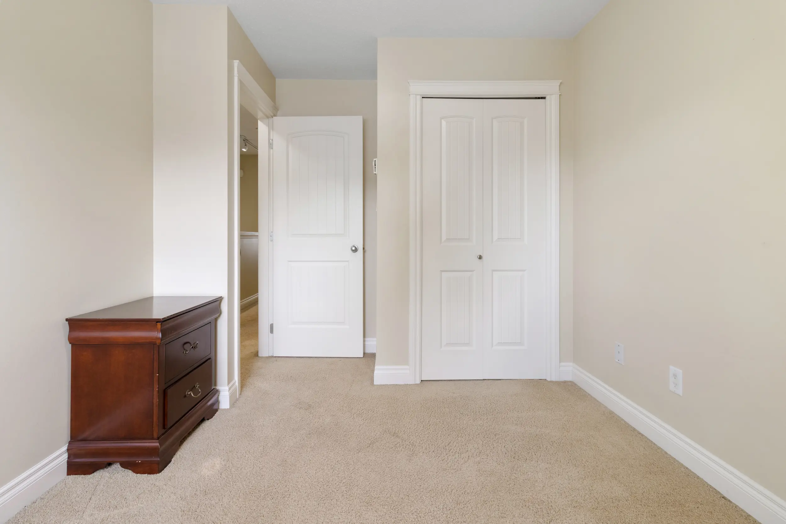 2 9140 HAZEL STREET (14) Open concept living space inside 2 9140 HAZEL STREET townhome