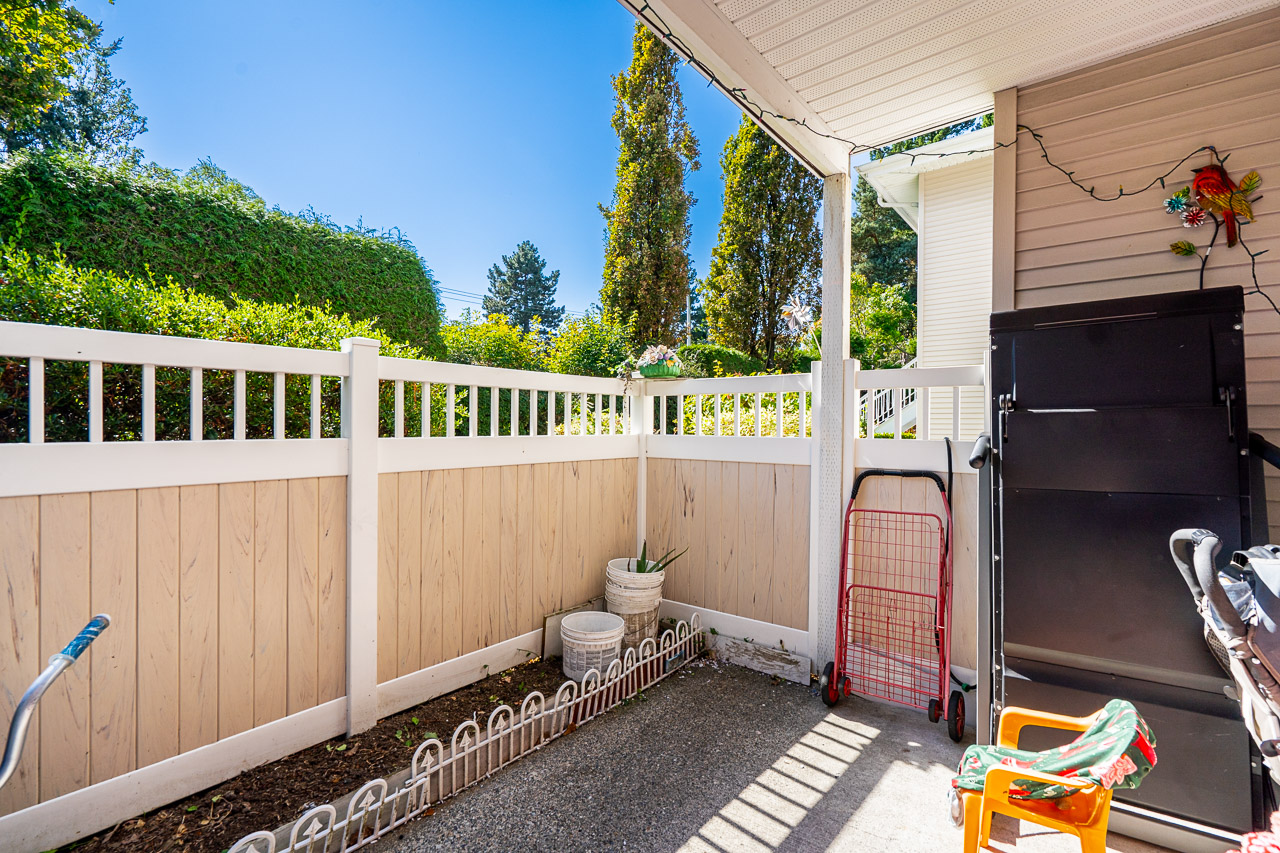 Unit 104 13915 72 Avenue Surrey-32 Private porch space at 104 13915 72 Avenue perfect for seating or décor.