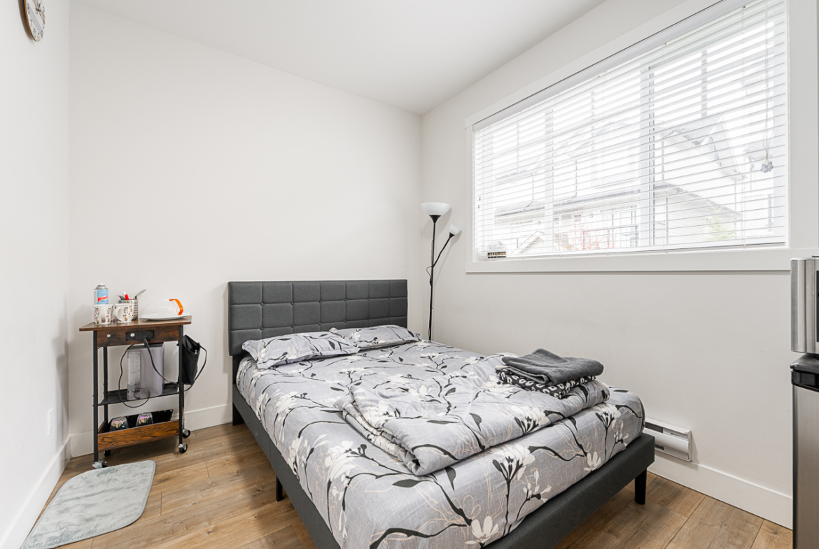 Spacious upstairs bedroom at 170 13898 64 AVENUE