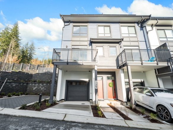 Modern Heartwood townhome exterior in Coquitlam